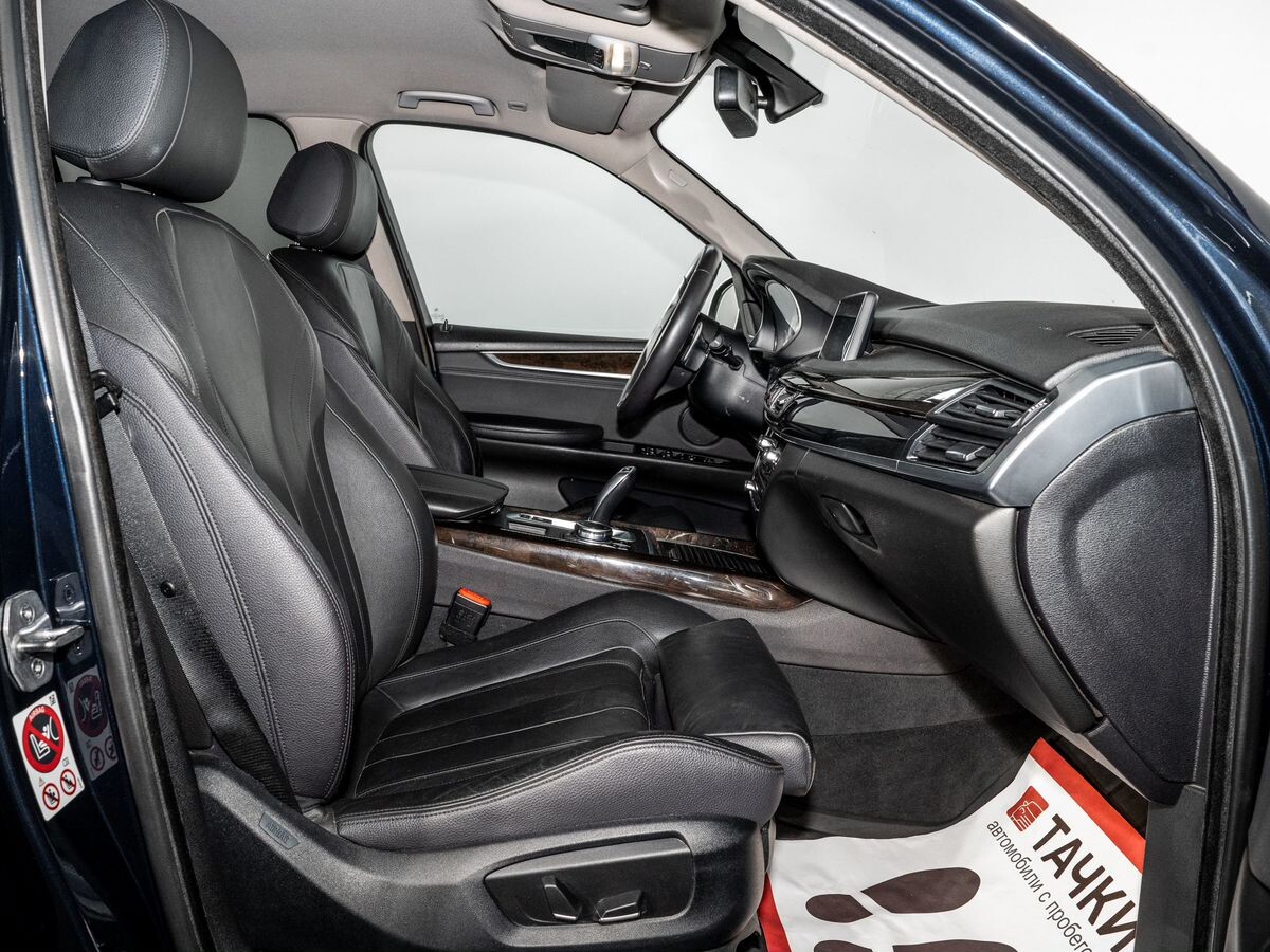 BMW X5 2016 - фото автомобиля
