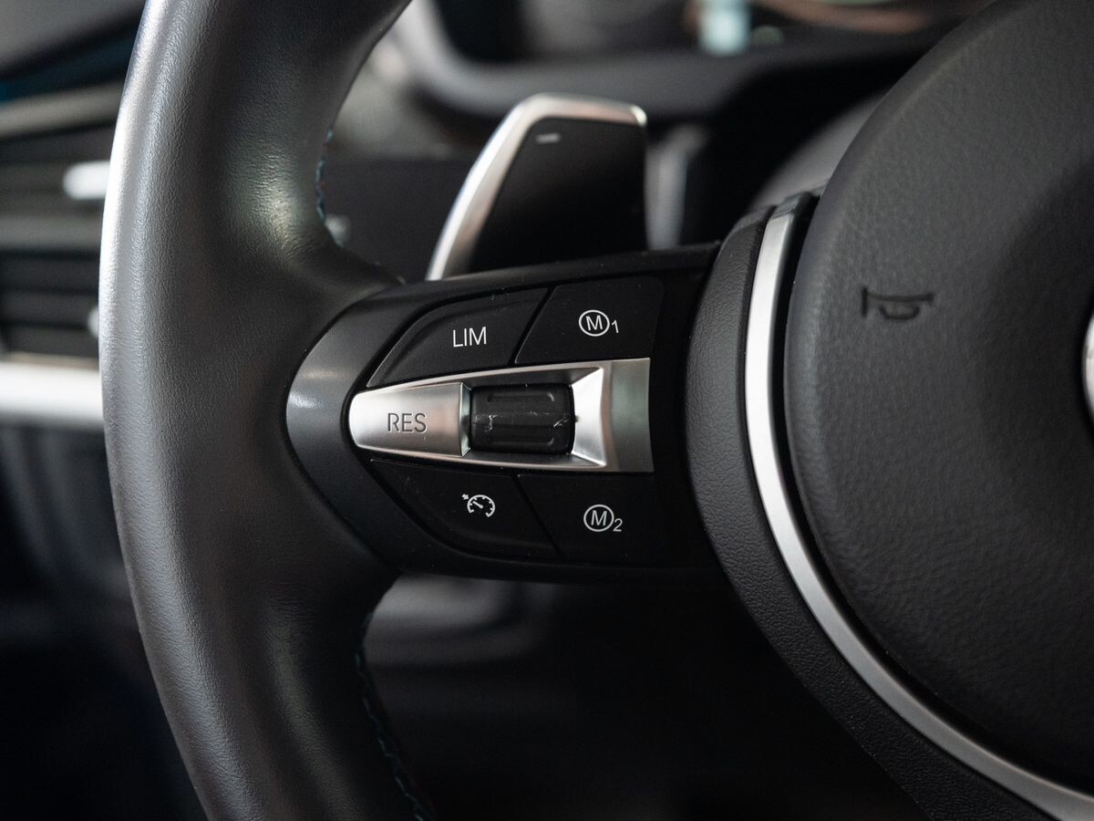 BMW X5 2016 - фото автомобиля