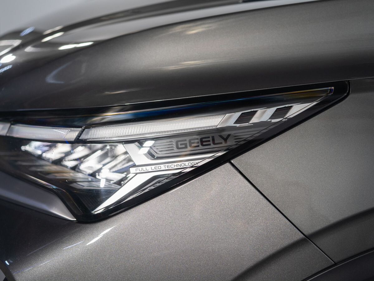 Geely Coolray 2023 - фото автомобиля