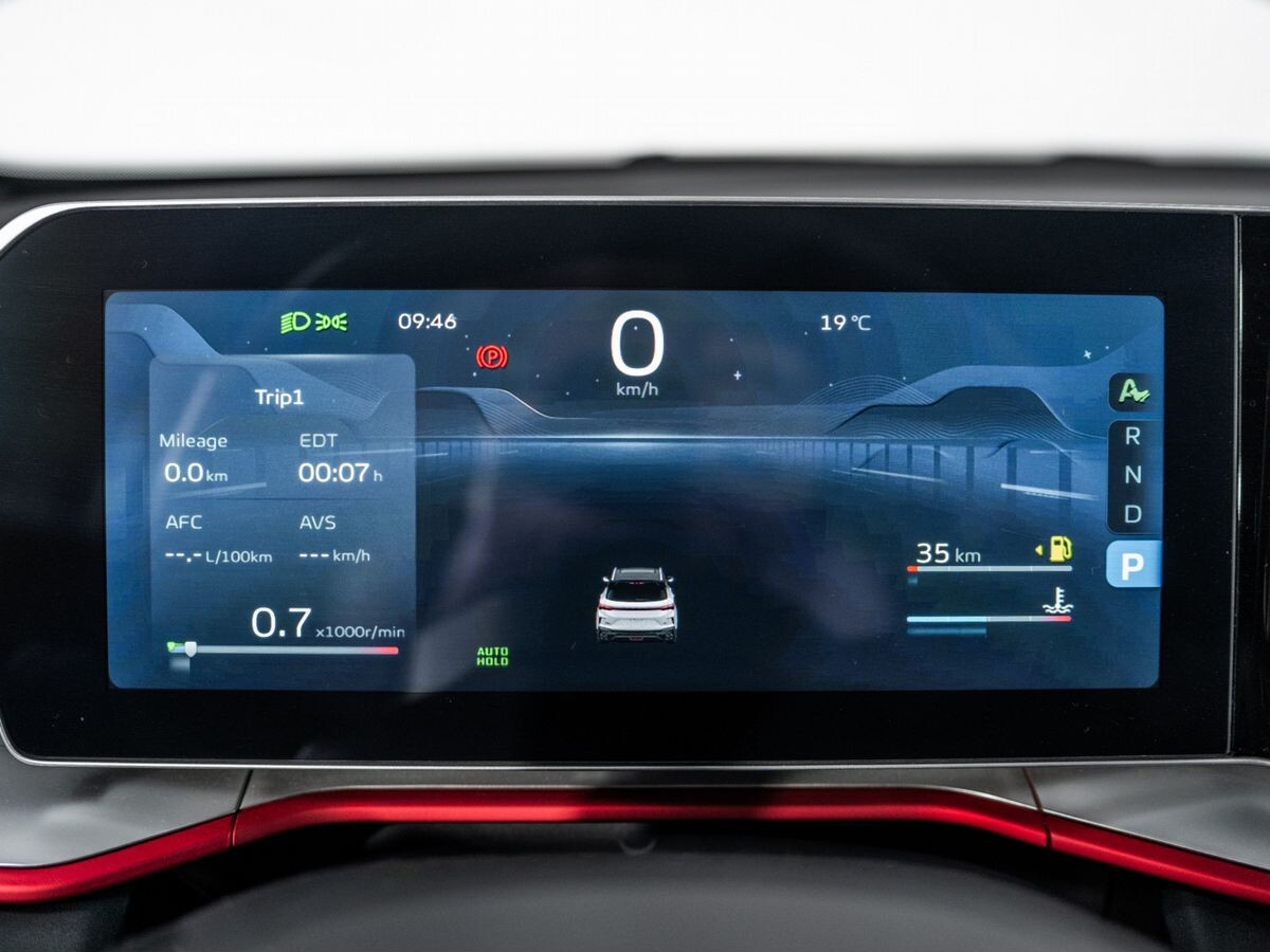 Geely Coolray 2023 - фото автомобиля