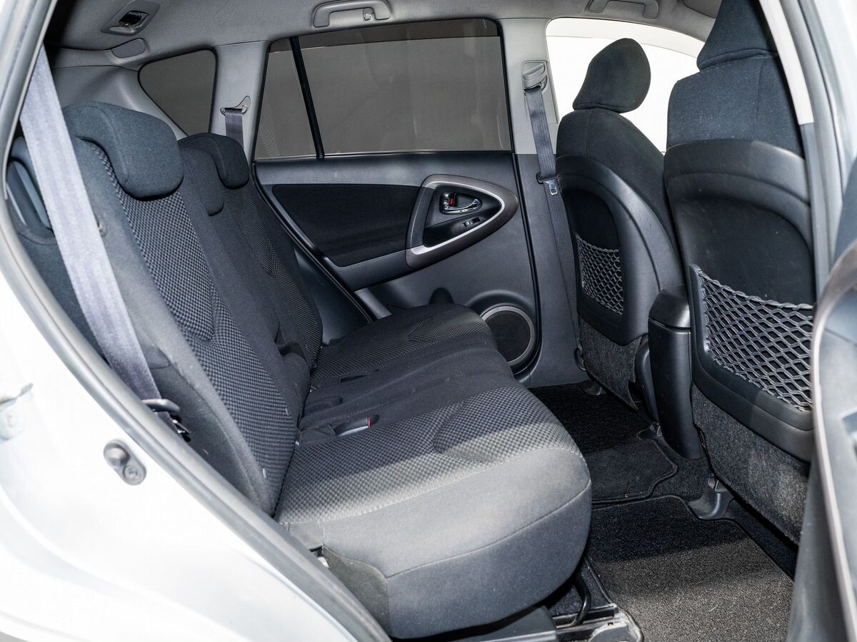 Toyota RAV4 2008 - фото автомобиля