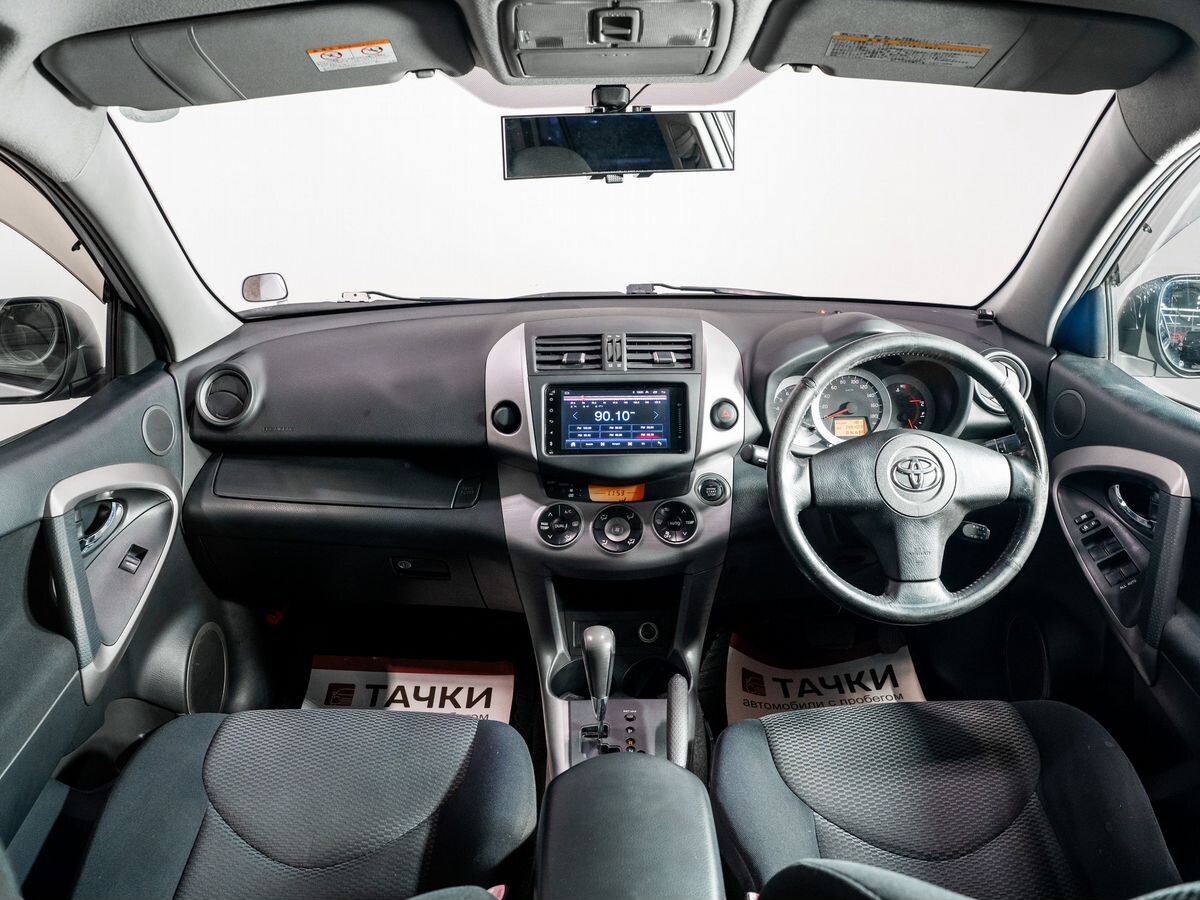 Toyota RAV4 2008 - фото автомобиля