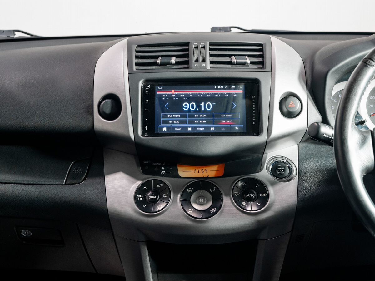 Toyota RAV4 2008 - фото автомобиля