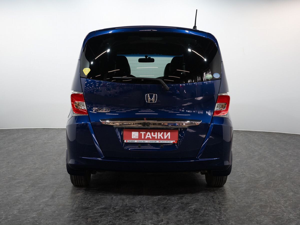 Honda Freed 2016 - фото автомобиля