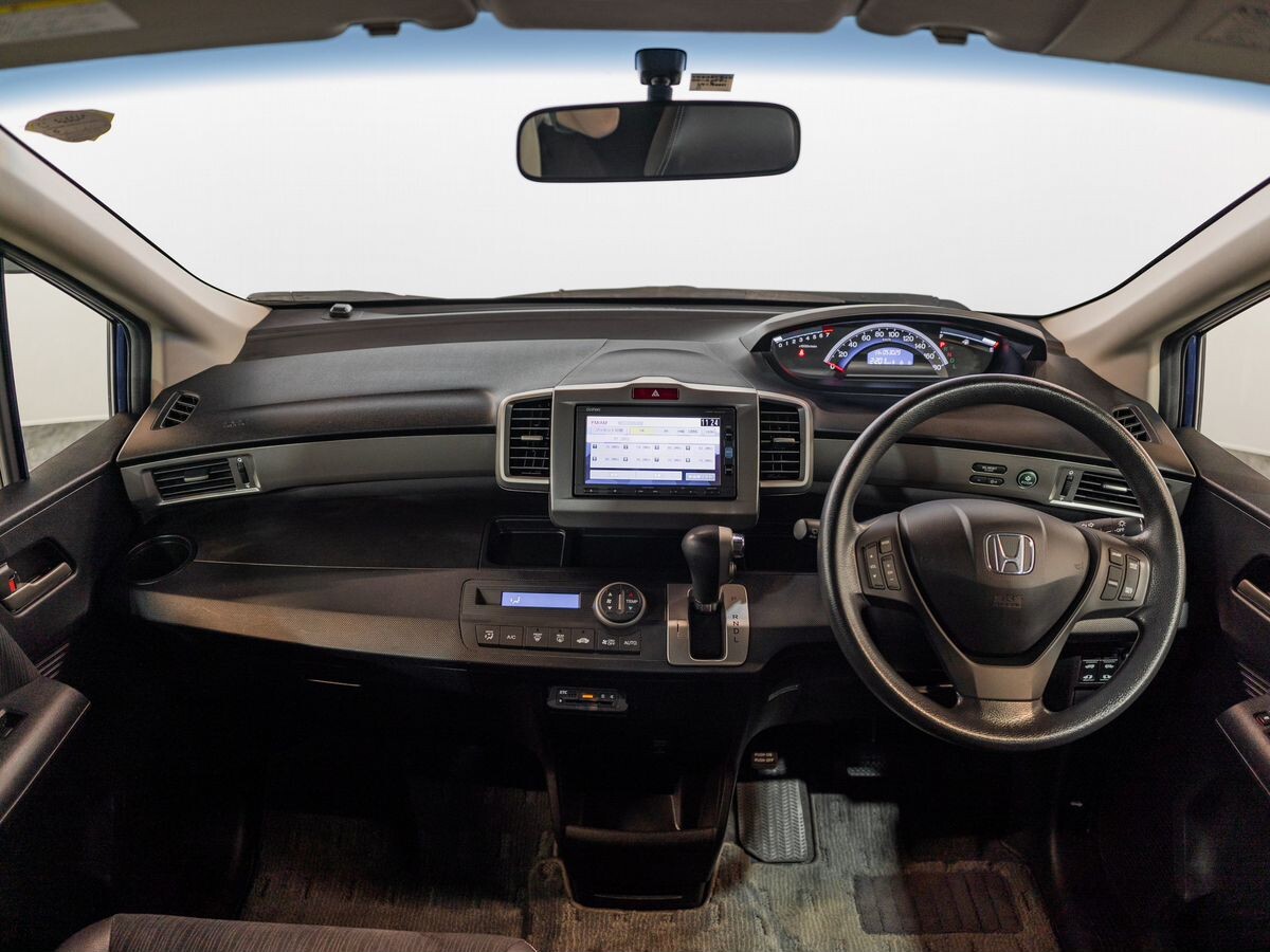 Honda Freed 2016 - фото автомобиля