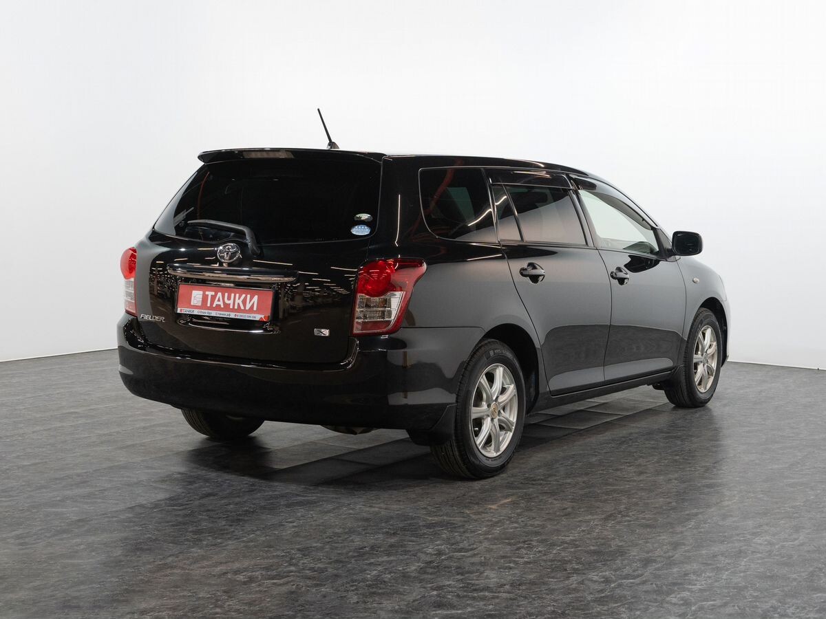 Toyota Corolla Fielder 2011 - фото автомобиля