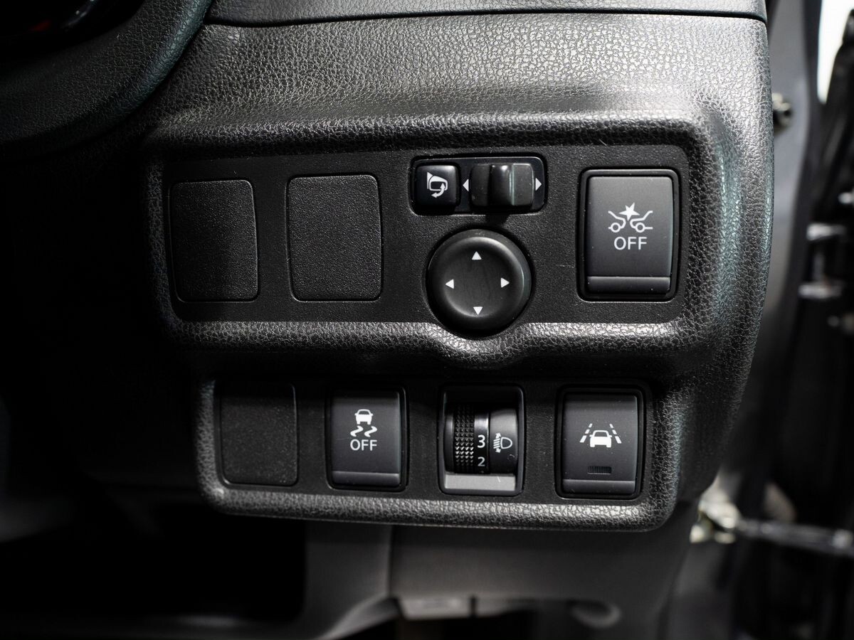 Nissan Note 2019 - фото автомобиля