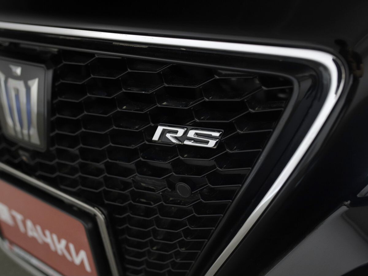 Toyota Crown 2018 - фото автомобиля
