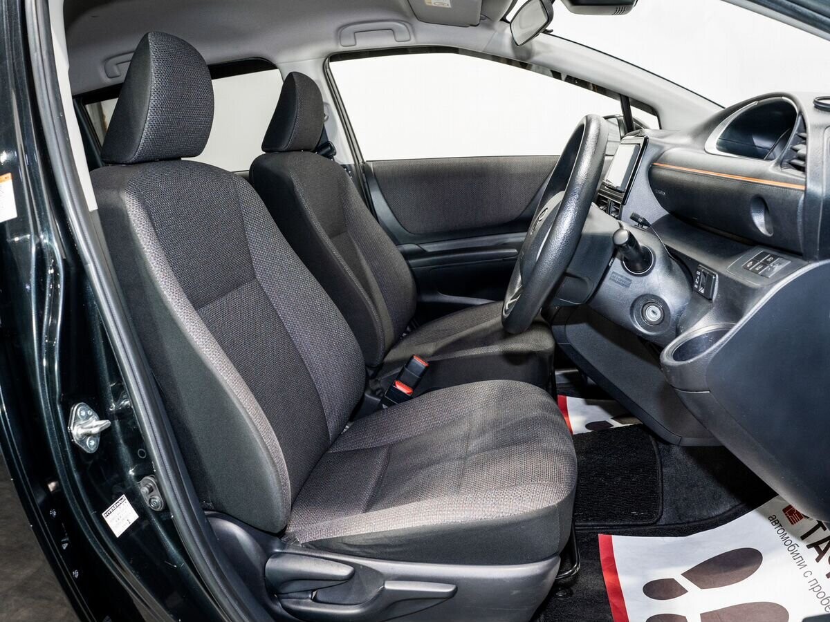 Toyota Sienta 2020 - фото автомобиля