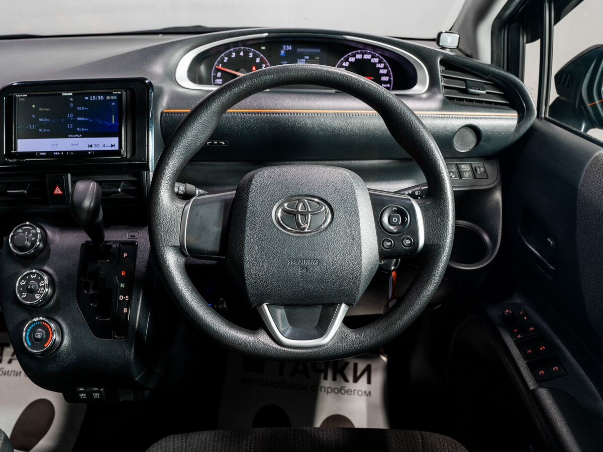 Toyota Sienta 2020 - фото автомобиля