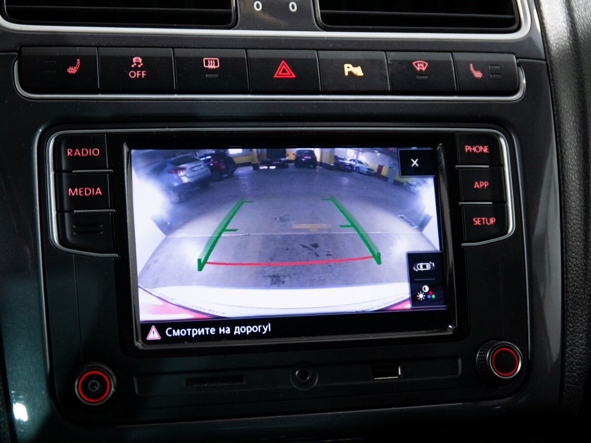 Volkswagen Polo 2019 - фото автомобиля