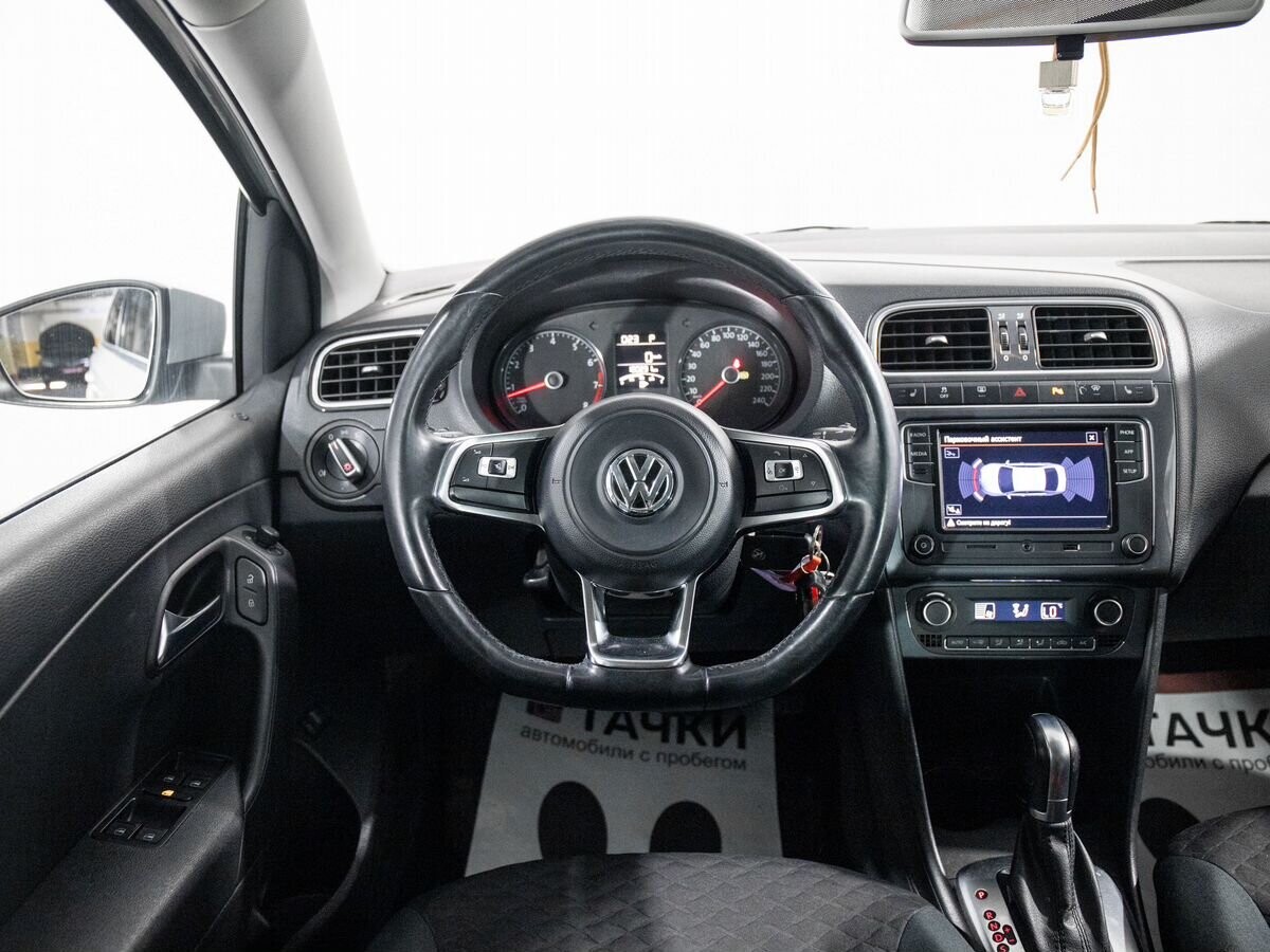 Volkswagen Polo 2019 - фото автомобиля