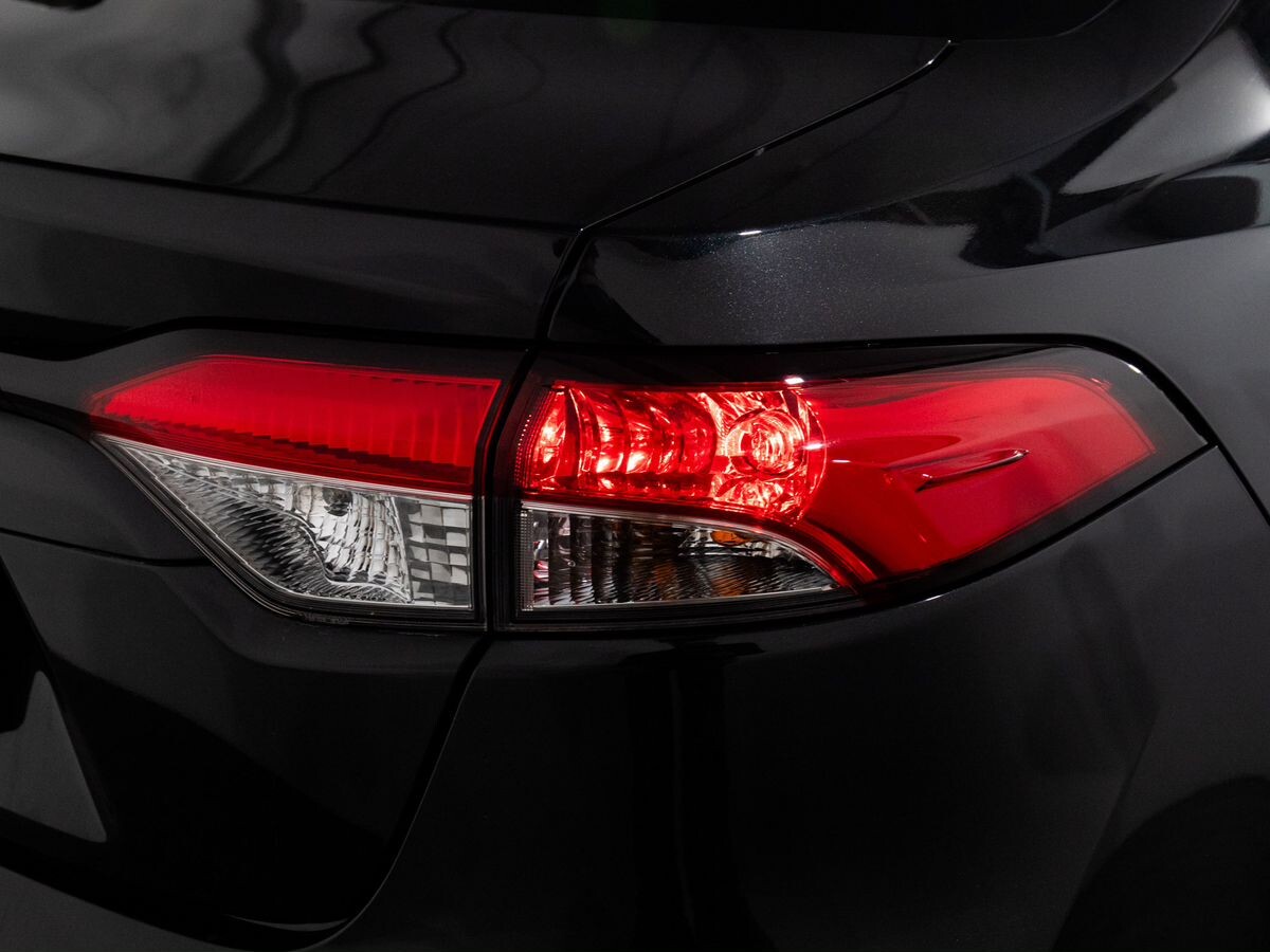 Toyota Corolla 2019 - фото автомобиля