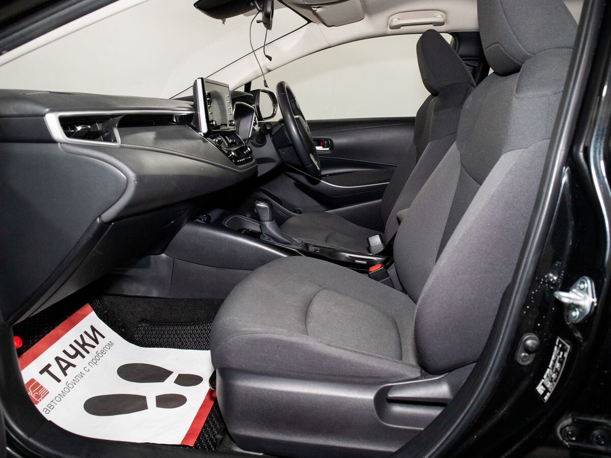 Toyota Corolla 2019 - фото автомобиля