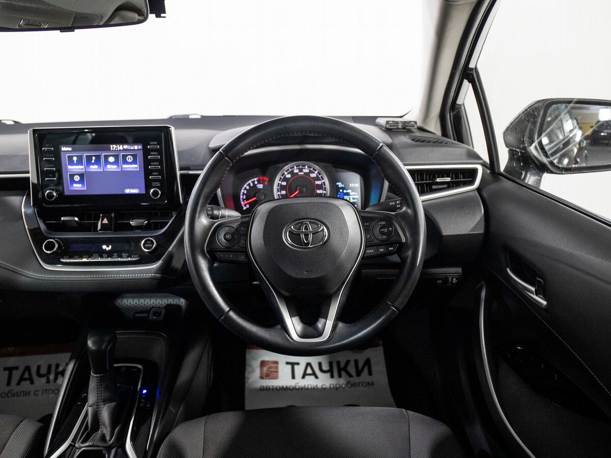 Toyota Corolla 2019 - фото автомобиля