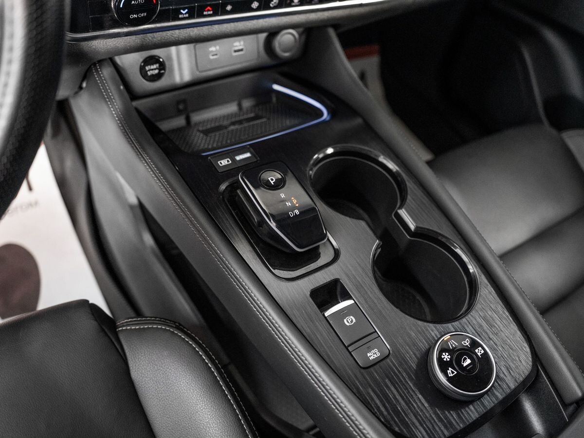 Nissan X-Trail 2024 - фото автомобиля