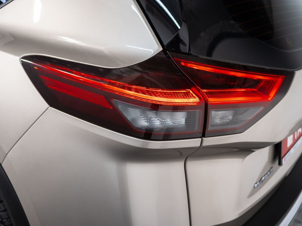 Nissan X-Trail 2024 - фото автомобиля