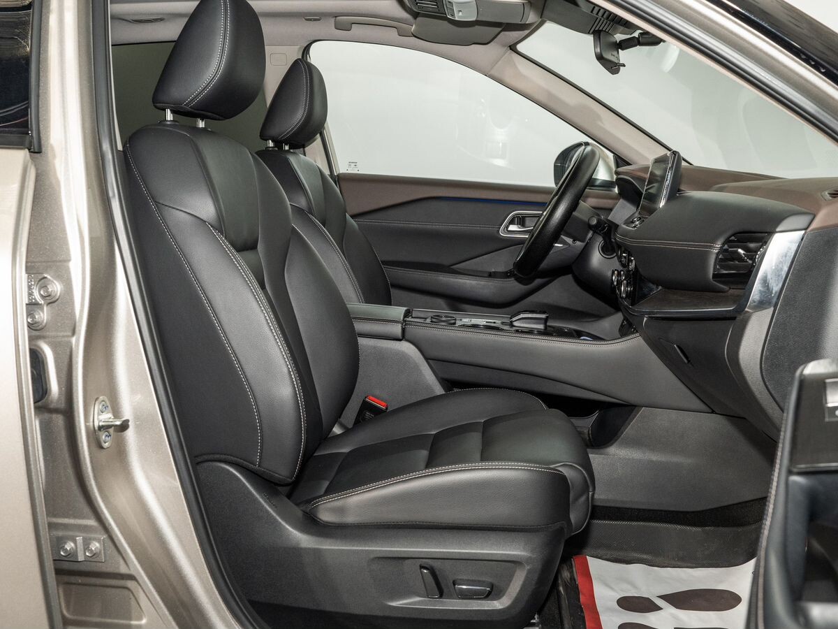 Nissan X-Trail 2024 - фото автомобиля