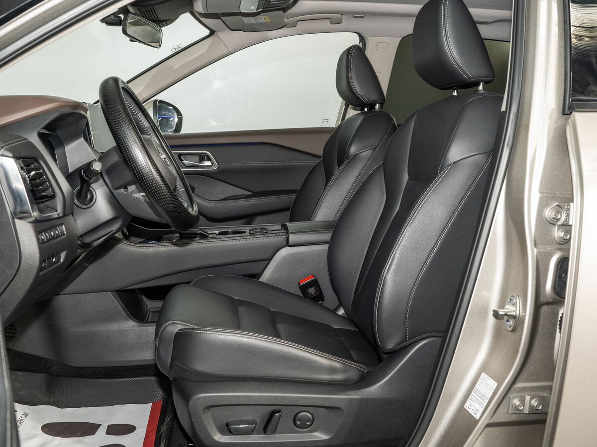 Nissan X-Trail 2024 - фото автомобиля