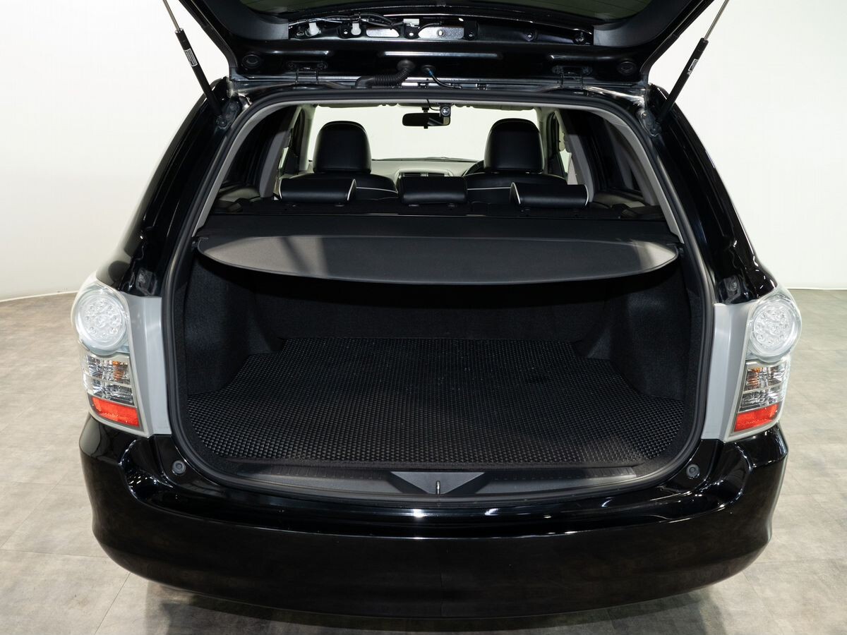 Toyota Corolla Fielder 2011 - фото автомобиля