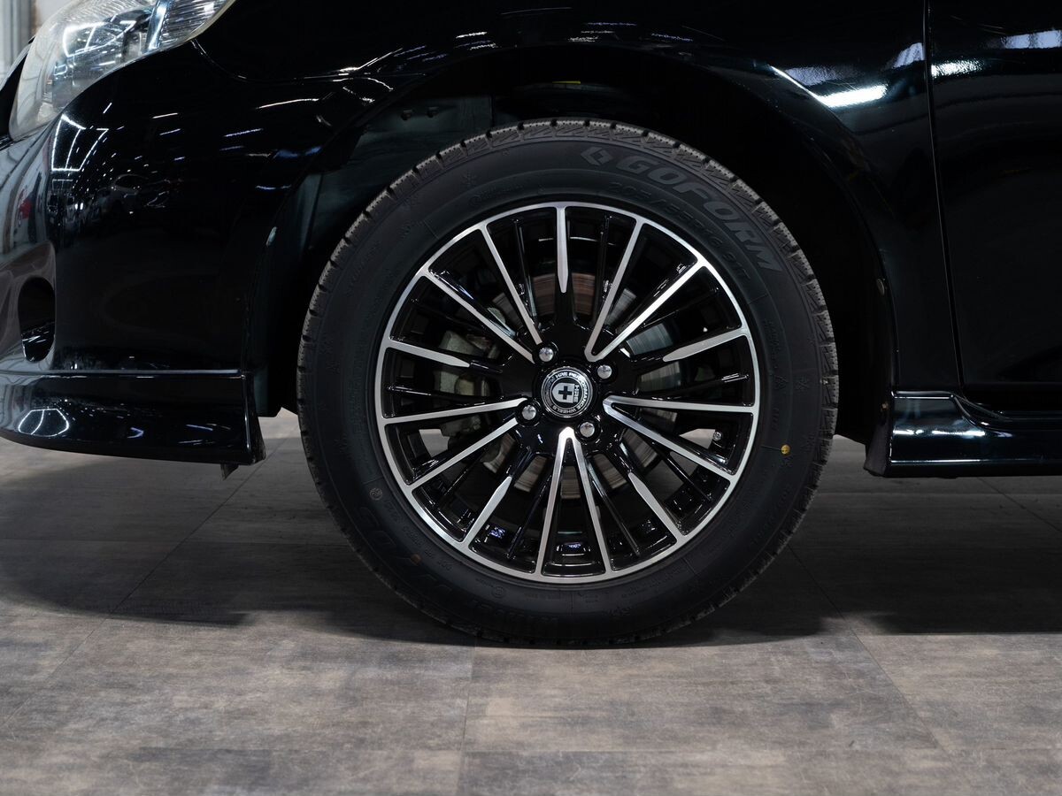 Toyota Corolla Fielder 2011 - фото автомобиля