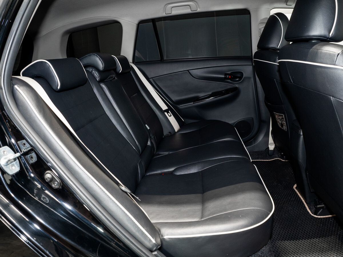 Toyota Corolla Fielder 2011 - фото автомобиля