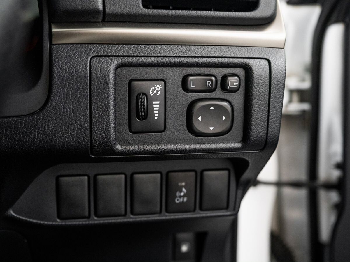 Lexus CT200h 2014 - фото автомобиля