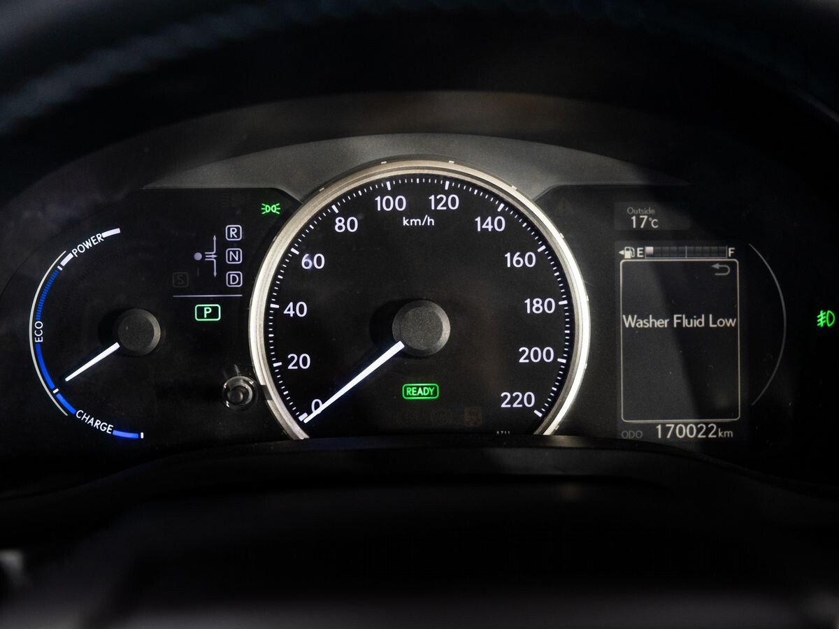 Lexus CT200h 2014 - фото автомобиля