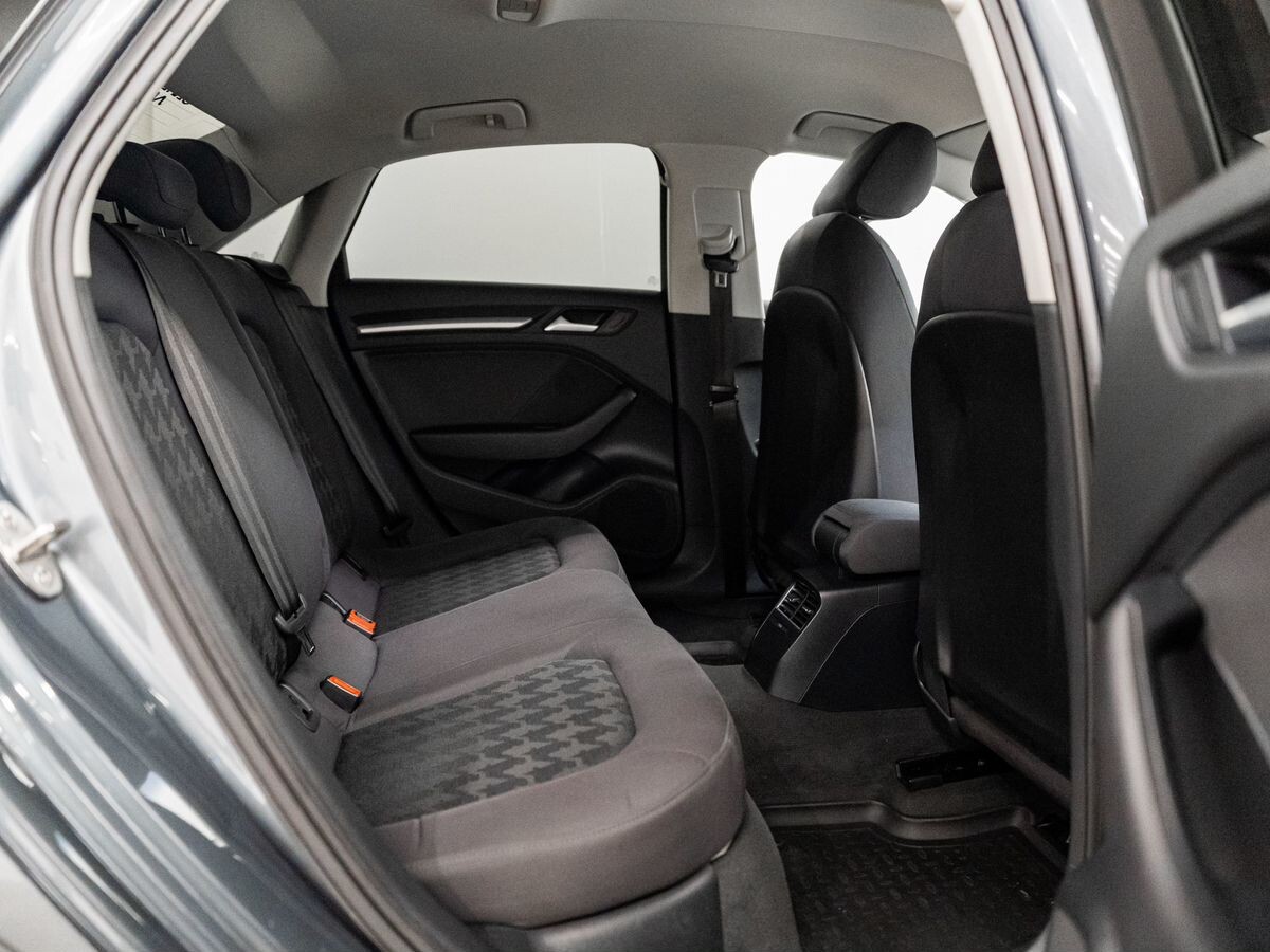 Audi A3 2014 - фото автомобиля