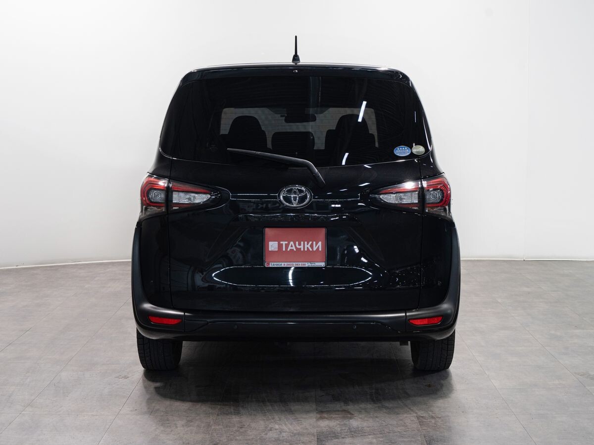 Toyota Sienta 2019 - фото автомобиля