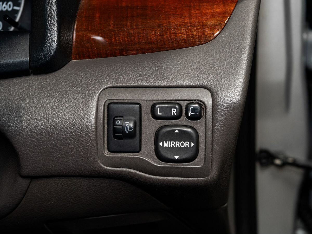 Toyota Premio 2013 - фото автомобиля