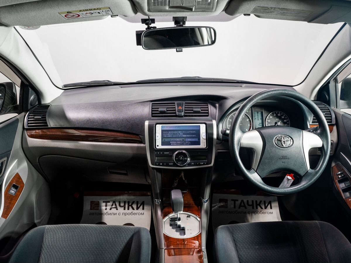 Toyota Premio 2013 - фото автомобиля