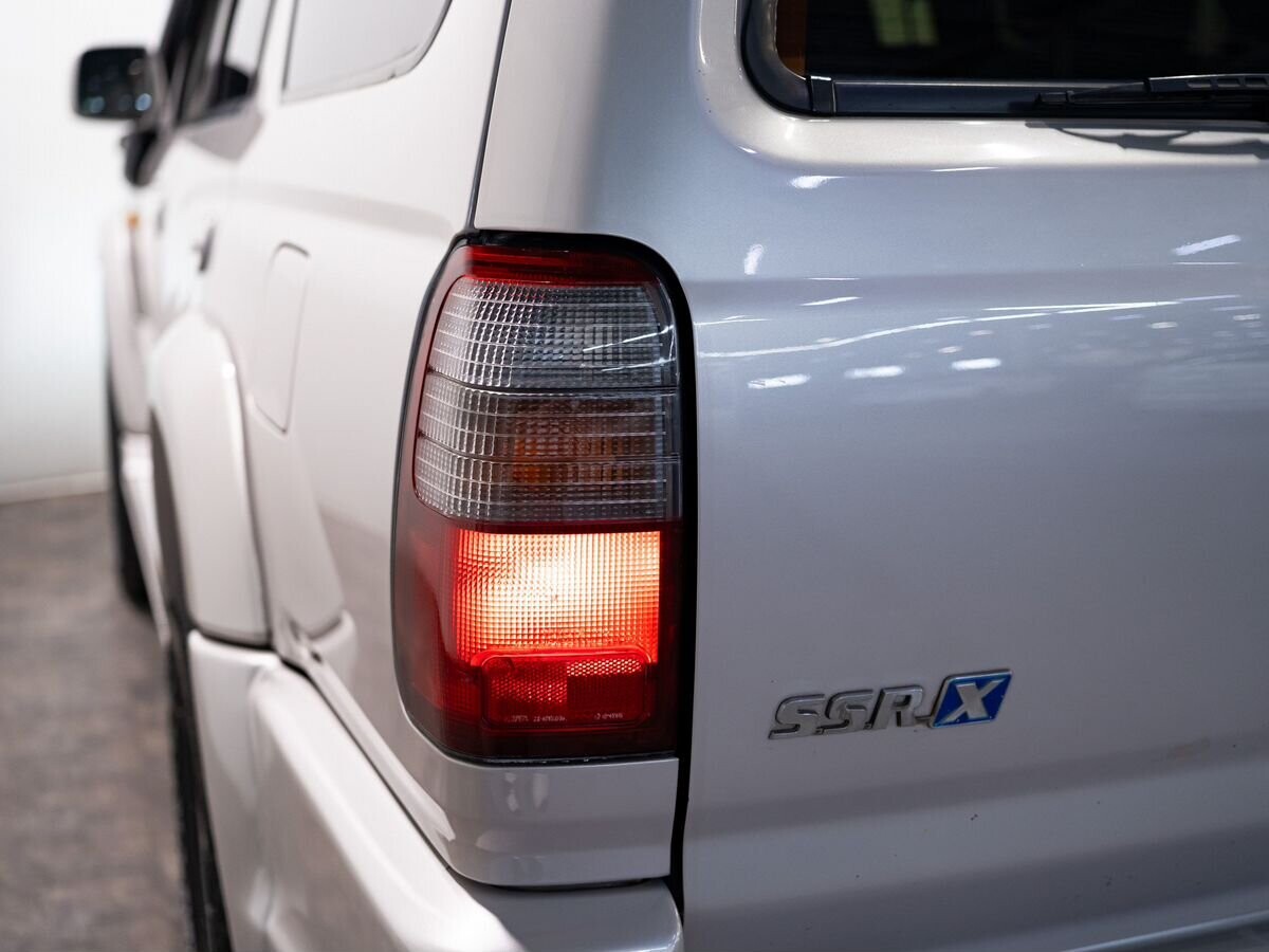 Toyota Hilux Surf 1998 - фото автомобиля