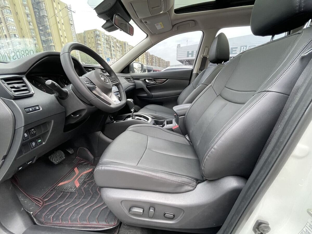 Nissan X-Trail 2023 - фото автомобиля