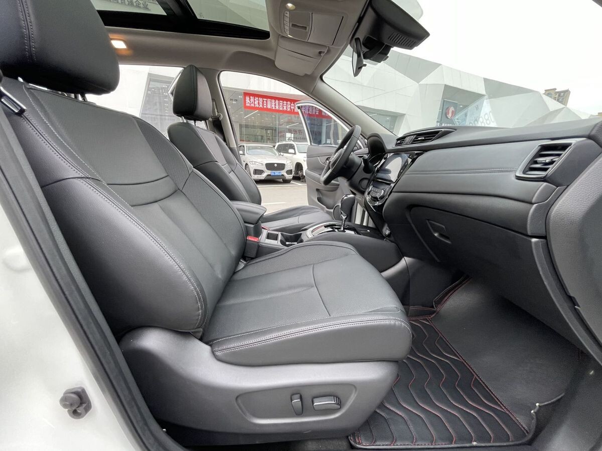 Nissan X-Trail 2023 - фото автомобиля