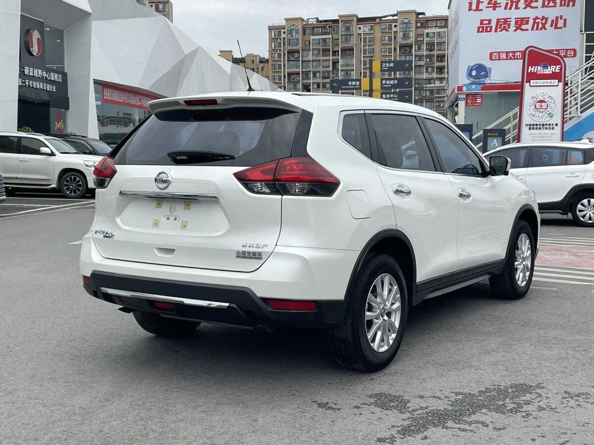 Nissan X-Trail 2023 - фото автомобиля
