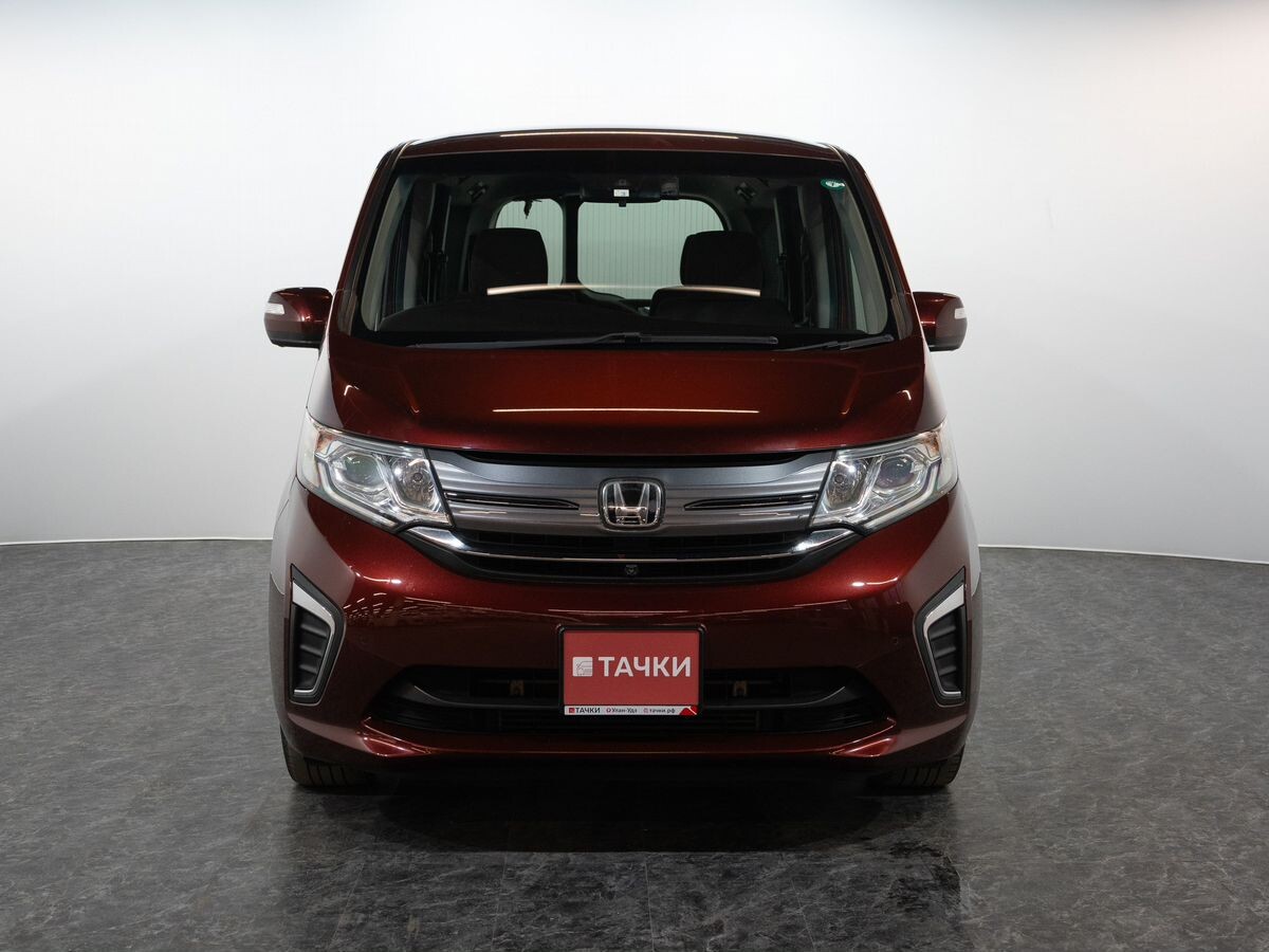 Honda Stepwgn 2018 - фото автомобиля