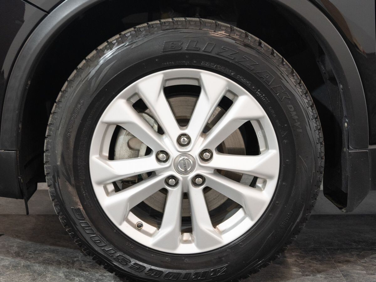 Nissan X-Trail 2016 - фото автомобиля