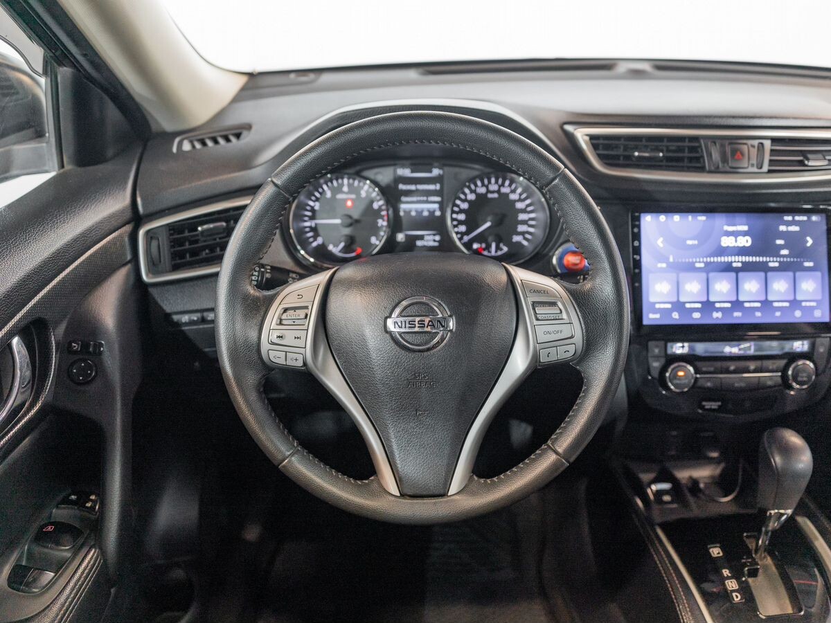 Nissan X-Trail 2018 - фото автомобиля