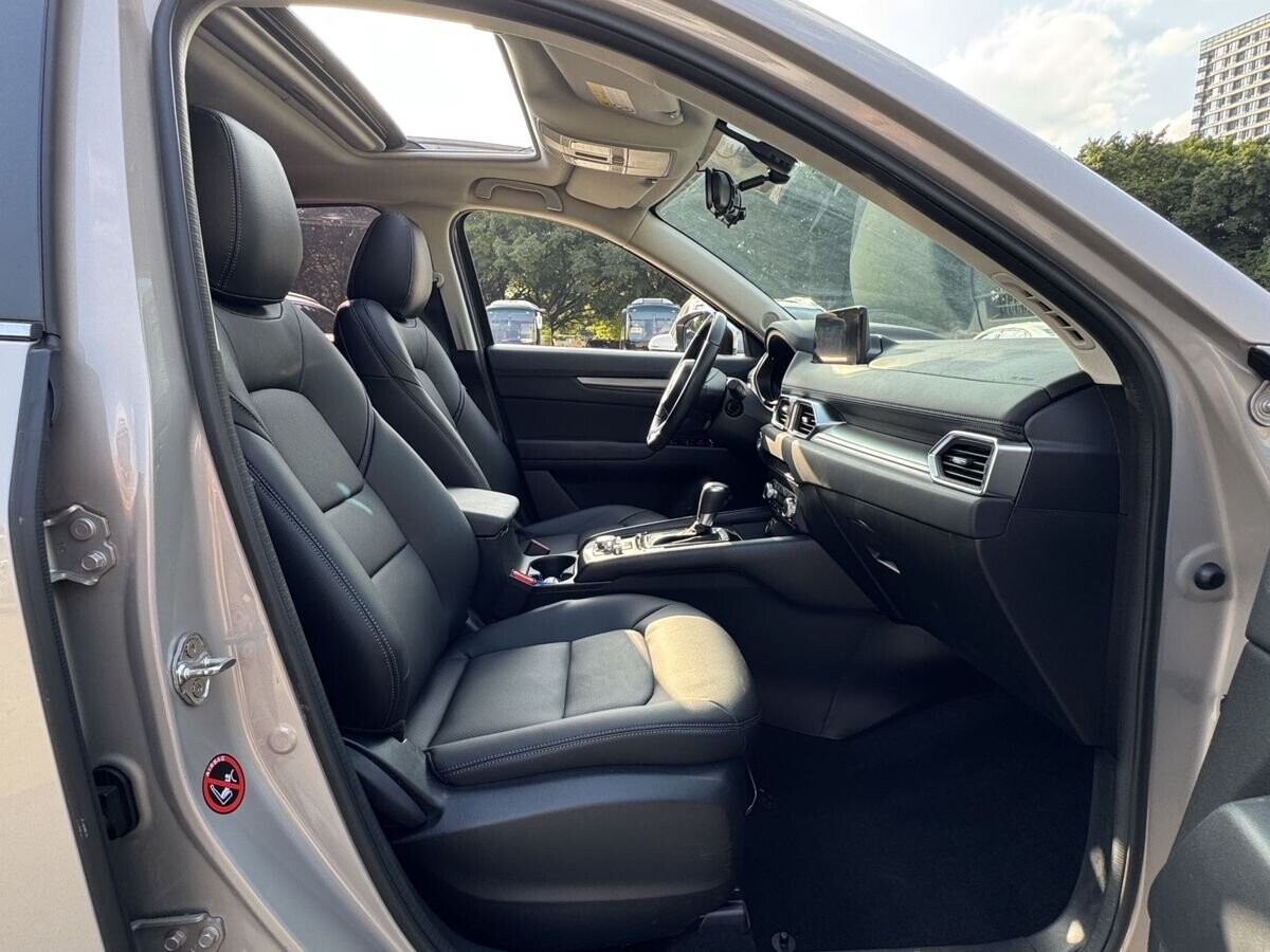 Mazda CX-5 2022 - фото автомобиля