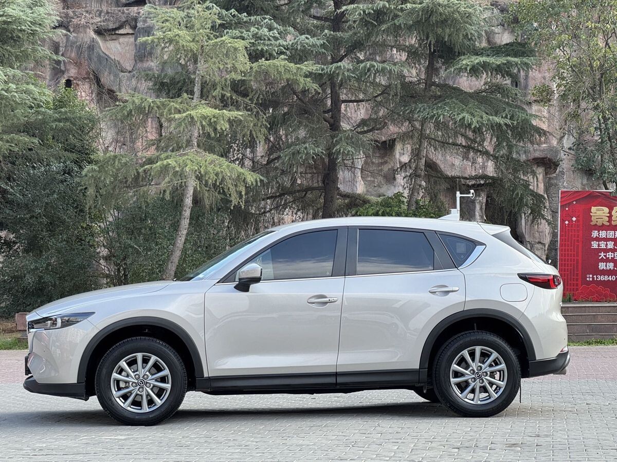 Mazda CX-5 2022 - фото автомобиля