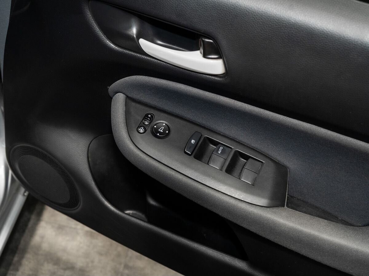 Honda Fit 2021 - фото автомобиля