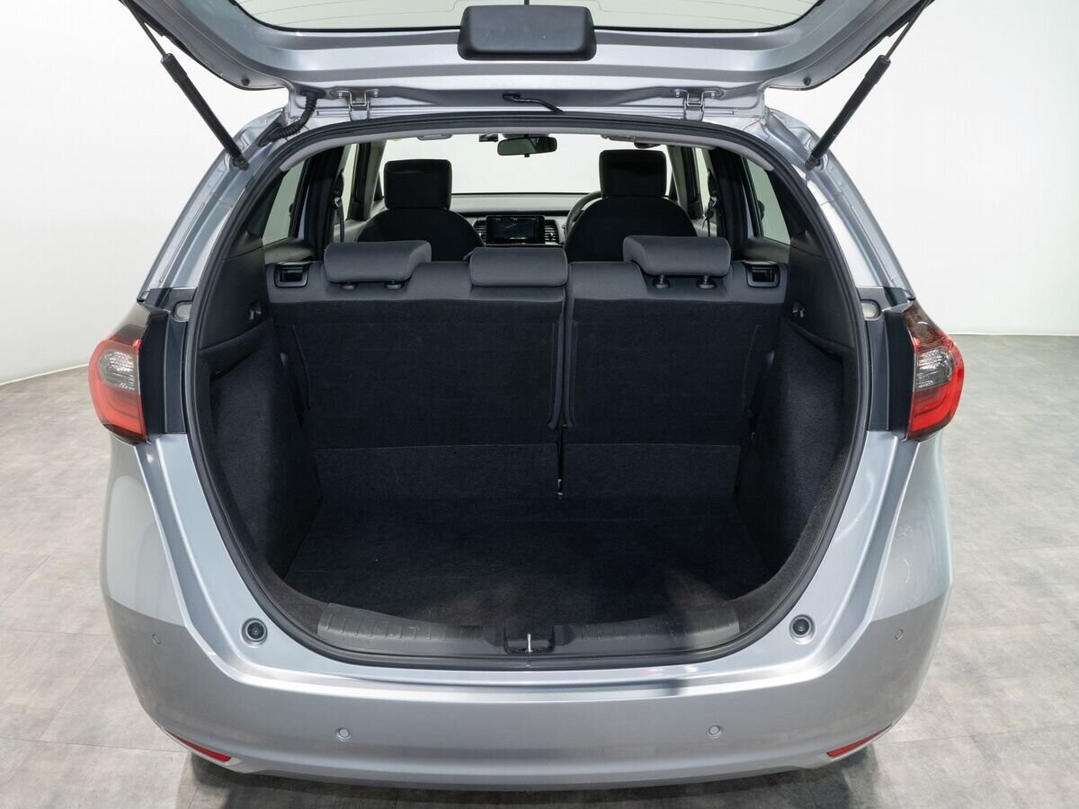 Honda Fit 2021 - фото автомобиля