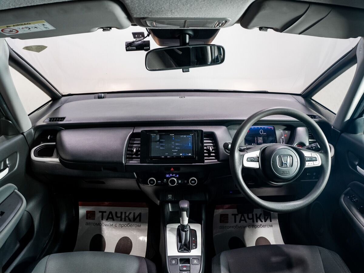 Honda Fit 2021 - фото автомобиля