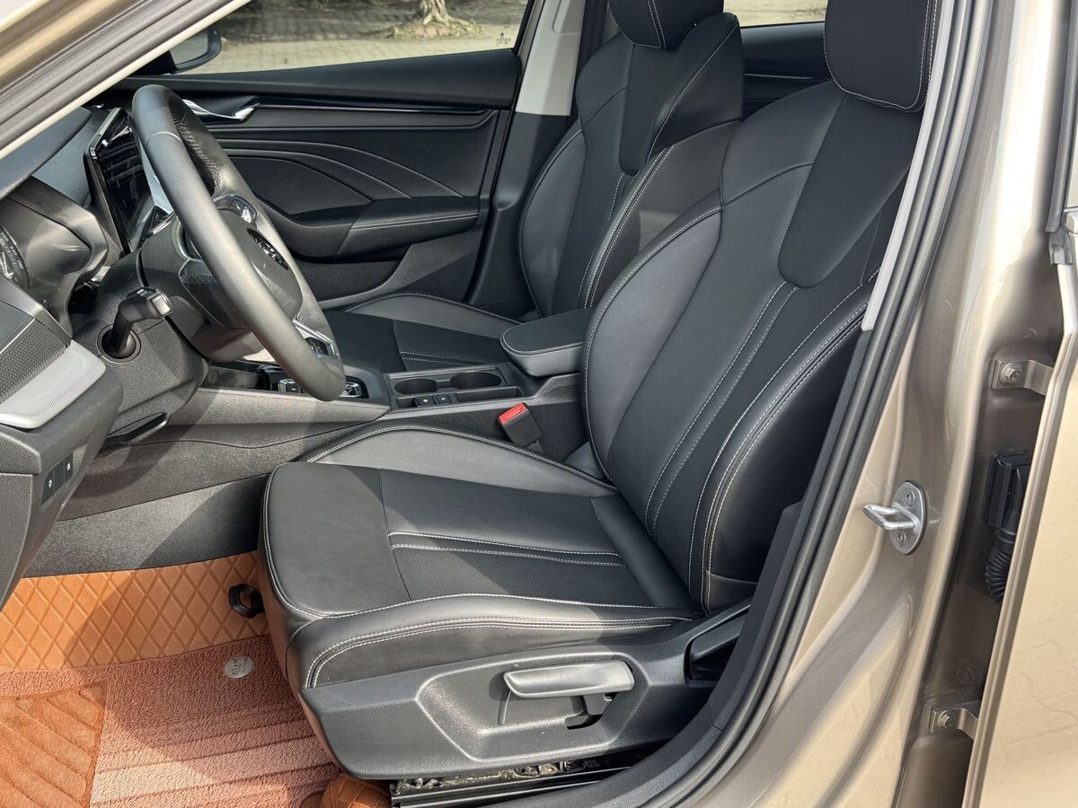 Skoda Octavia 2022 - фото автомобиля