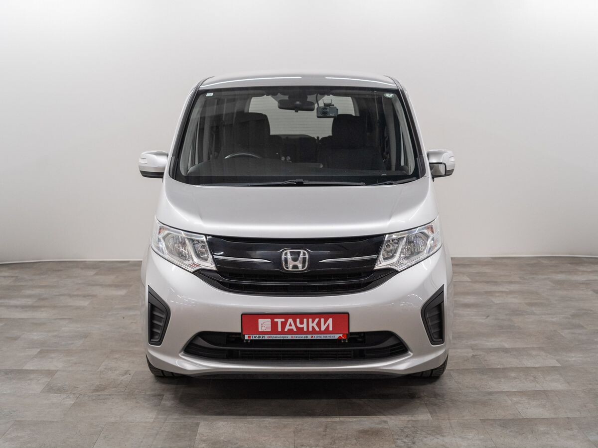 Honda Stepwgn 2019 - фото автомобиля