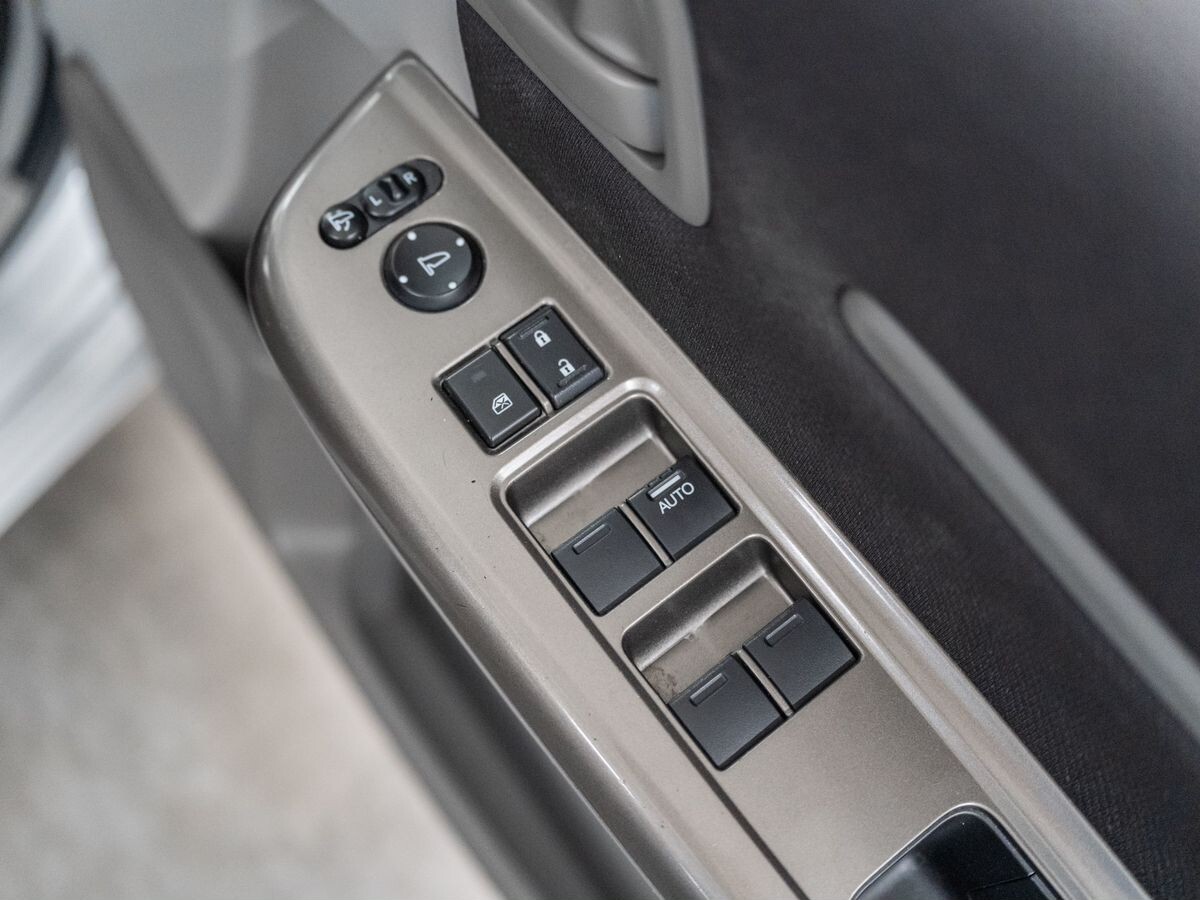 Honda Stepwgn 2019 - фото автомобиля