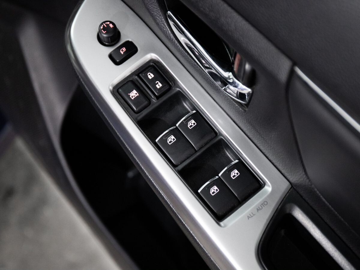 Subaru Levorg 2016 - фото автомобиля