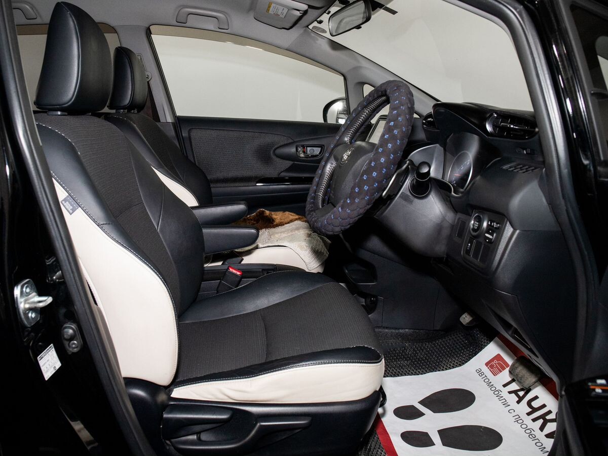 Toyota Wish 2013 - фото автомобиля