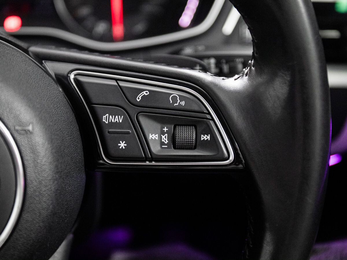 Audi A4 2016 - фото автомобиля